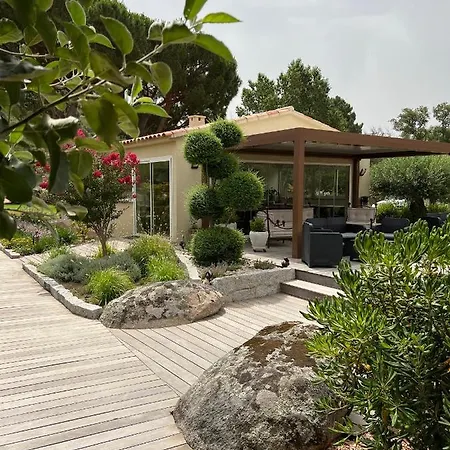 Pensjonat Les Jardins De Santa Giulia - Charmante Dhte 1 3*