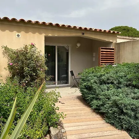 Les Jardins De Santa Giulia - Charmante Dhte 1 Casa de hóspedes 3*