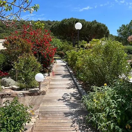 Les Jardins De Santa Giulia - Charmante Dhte 1 Casa de hóspedes