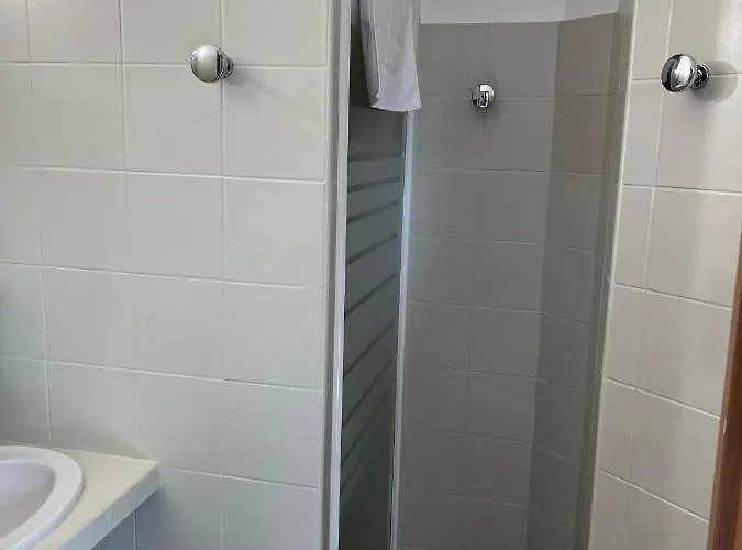 Les Jardins De Santa Giulia - Charmante Dhte 1 招待所 3*