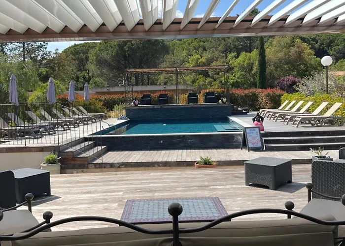 Penzion Les Jardins De Santa Giulia - Charmante Dhte 1 3*